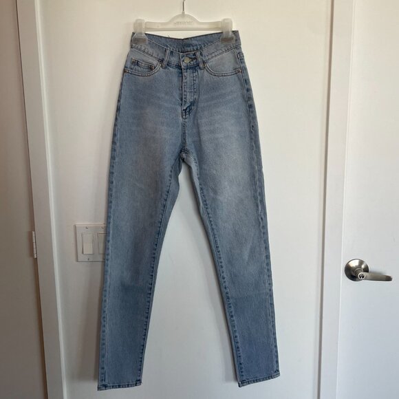 Cheap Monday Mom Jeans Light Wash High Waist - Picture 1 of 7